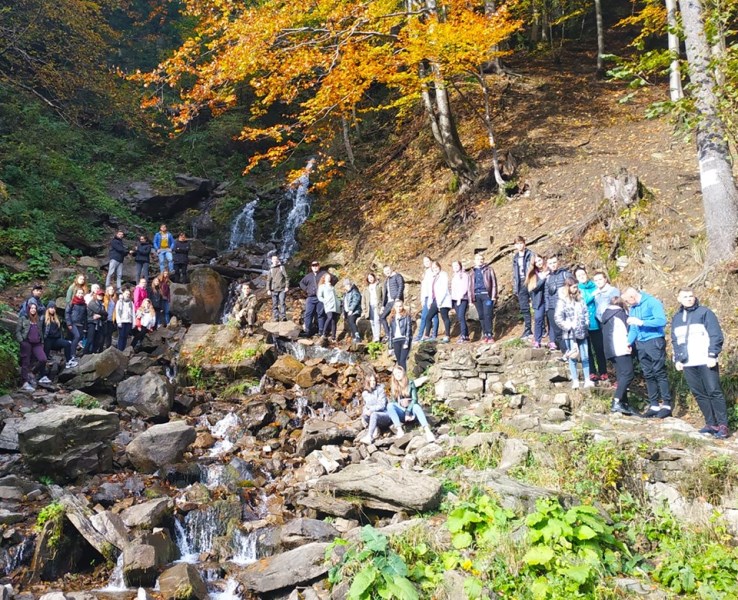  Труфанецький водоспад. Вода і гори... Що може бути краще